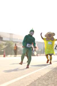 BIB: 6808
                            <button type="button" onclick="openModal(3103493)" class="btn btn-primary btn-sm float-right btn-popup" data-toggle="modal" data-target=".modal-high-quality">
                        <i class="fas fa-shopping-cart"></i> Add to Cart
                    </button>
                                            <button type="button" onclick="isThisMe(3103493, true)" class="btn btn-success btn-sm float-right btn-popup btn-isme hidden" data-toggle="tooltip" data-placement="bottom" title="นี่คือรูปของคุณใช่ไหม คลิกที่นี่เพื่อเอาเข้าอัลบั้ม">
                        <i class="fas fa-plus"></i> Add to album
                    </button>
                    <button type="button" onclick="isThisMe(3103493, false)" class="btn btn-warning btn-sm float-right btn-popup btn-isnotme hidden">
                        <i class="fas fa-ban"></i> Remove from album
                    </button>